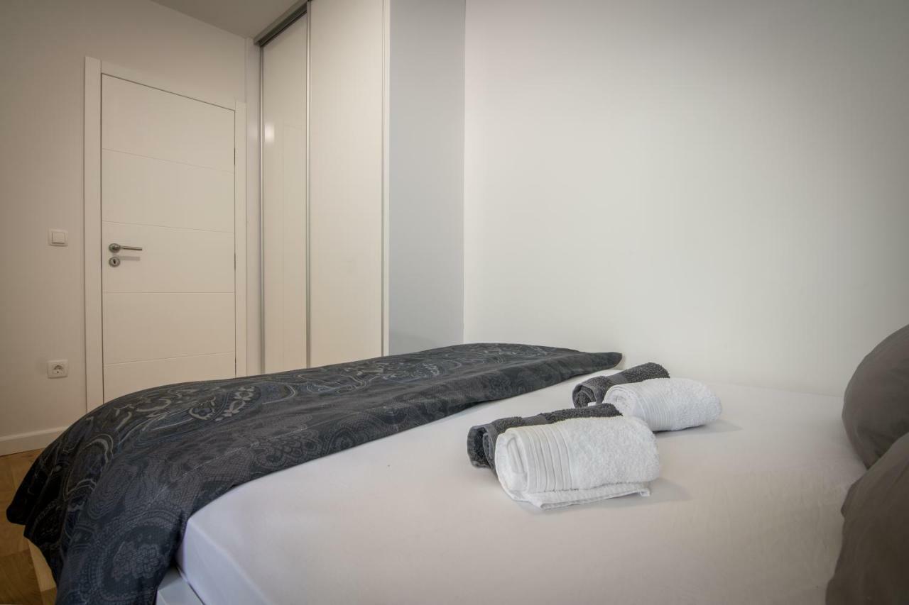 Tone Apartament